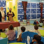 O mitropolitis kerkyras konta sta pedia (9)