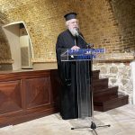 o kathigitis georgio babiniotis se ekdilosi tis mitropoleos kerkyras (1)