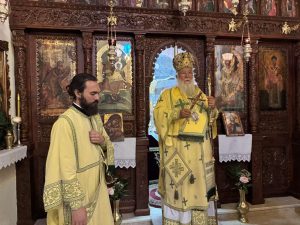 o mitropolitis kerkyras stin enoria koimiseos theotokou lofou kogievina (7)