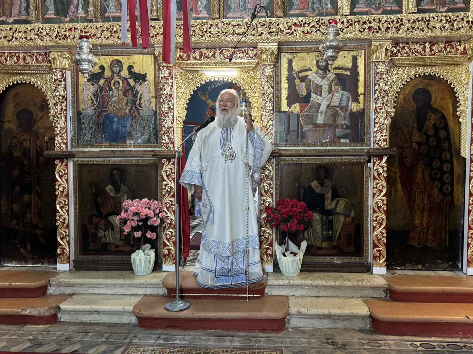 Η Κυριακή των Μυροφόρων και καθαγιασμός Ιερού Θυσιαστηρίου στην Κέρκυρα (14)