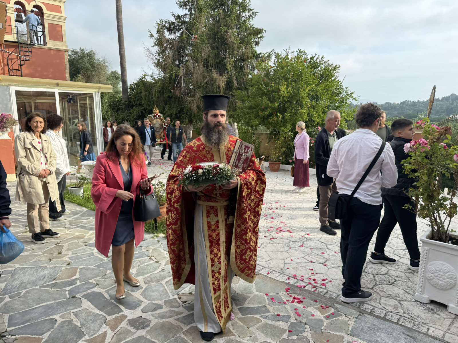 kerkyras nektarios opoios protima to skotadi tote zei to chaos (1)