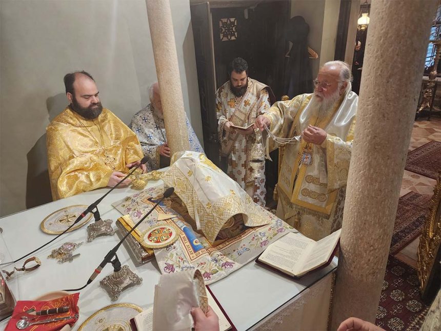 ΜΝΗΜΟΣΥΝΟ ΣΤΗΝ ΚΕΡΚΥΡΑ ΓΙΑ ΤΟΥΣ ΦΟΝΕΥΘΕΝΤΕΣ ΣΤΑ ΤΕΜΠΗ (7)