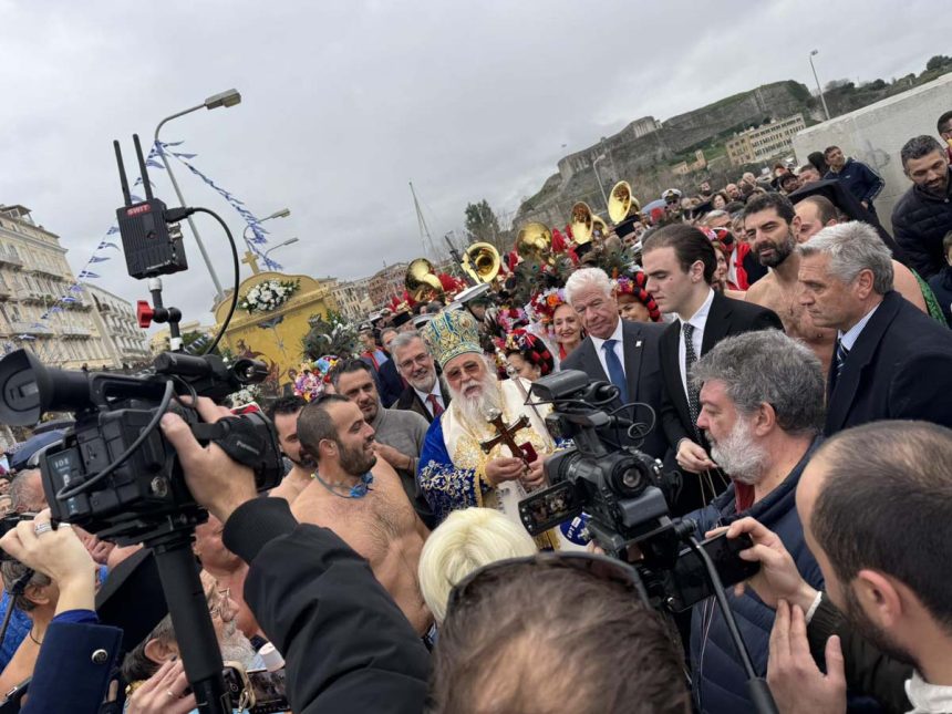 o agiasmos ton ydaton stin kerlyra 2025 (25)