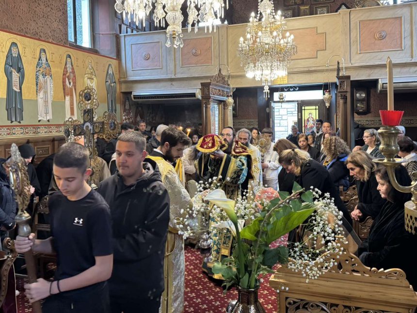 h kyriaki tis tyrinis stin kerkyra (2)