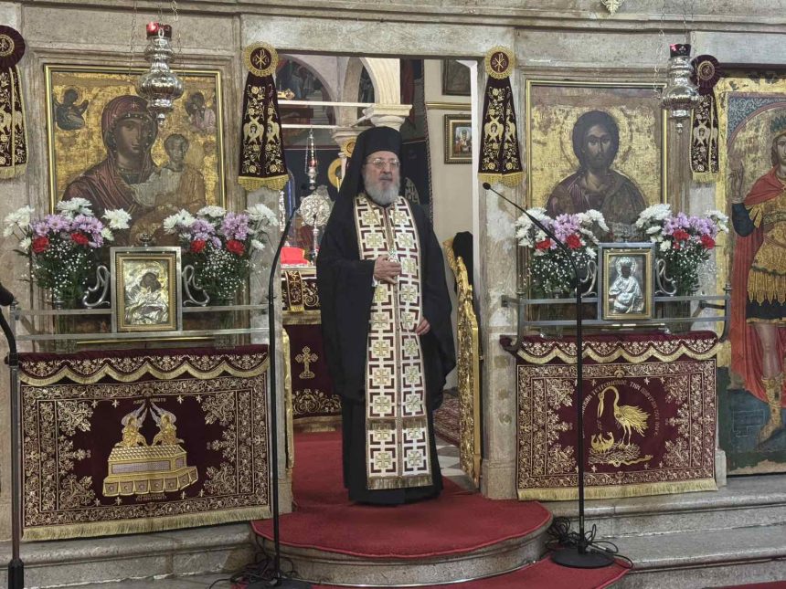 o mitropolitis vresthenis stin kerkyra (6)
