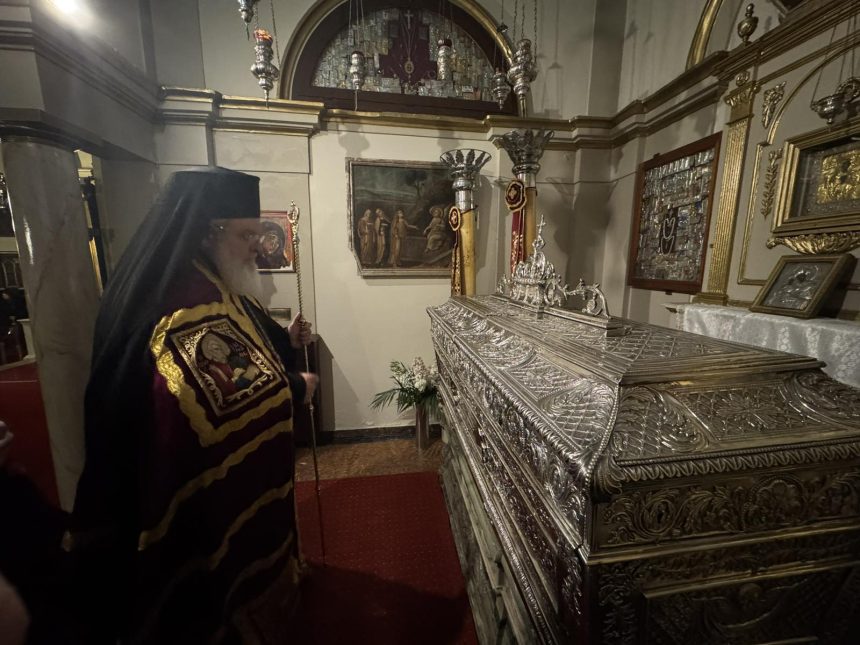 o mitropolitis vresthenis stin kerkyra (9)