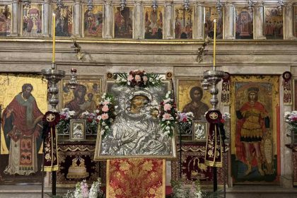 oi protoi xairetismoi stin mitropoli kerkyras (8)