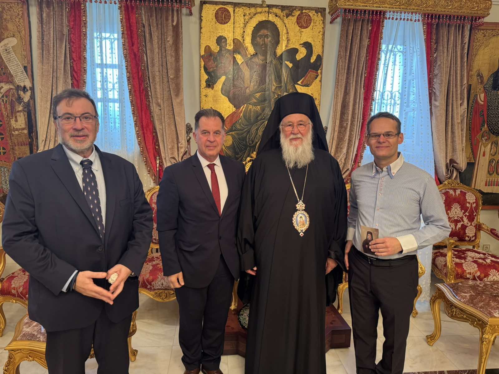 ta chronia polla ston mitropoliti kerkyras3