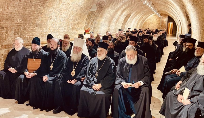 ΙΕΡΑΤΙΚΗ ΣΥΝΑΞΗ ΣΤΗΝ ΜΗΤΡΟΠΟΛΗ ΚΕΡΚΥΡΑΣ (9)