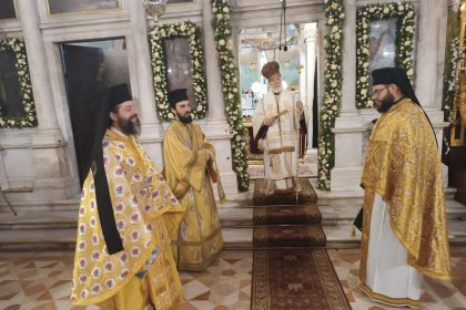 filadelfeias meliton na mas synodevei o agios spyridon stin poreia pros ta christougenna (10)