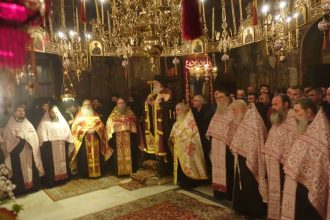 o mitropolitis kerkyras sto agion oros (4)