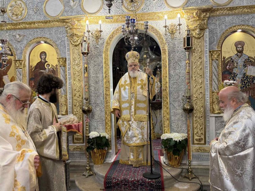 o mitropolitis vresthenis stin kerkyra (4)