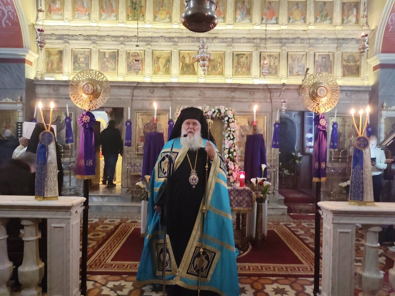 i v stasi ton chairetismon stin kerkyra (4)