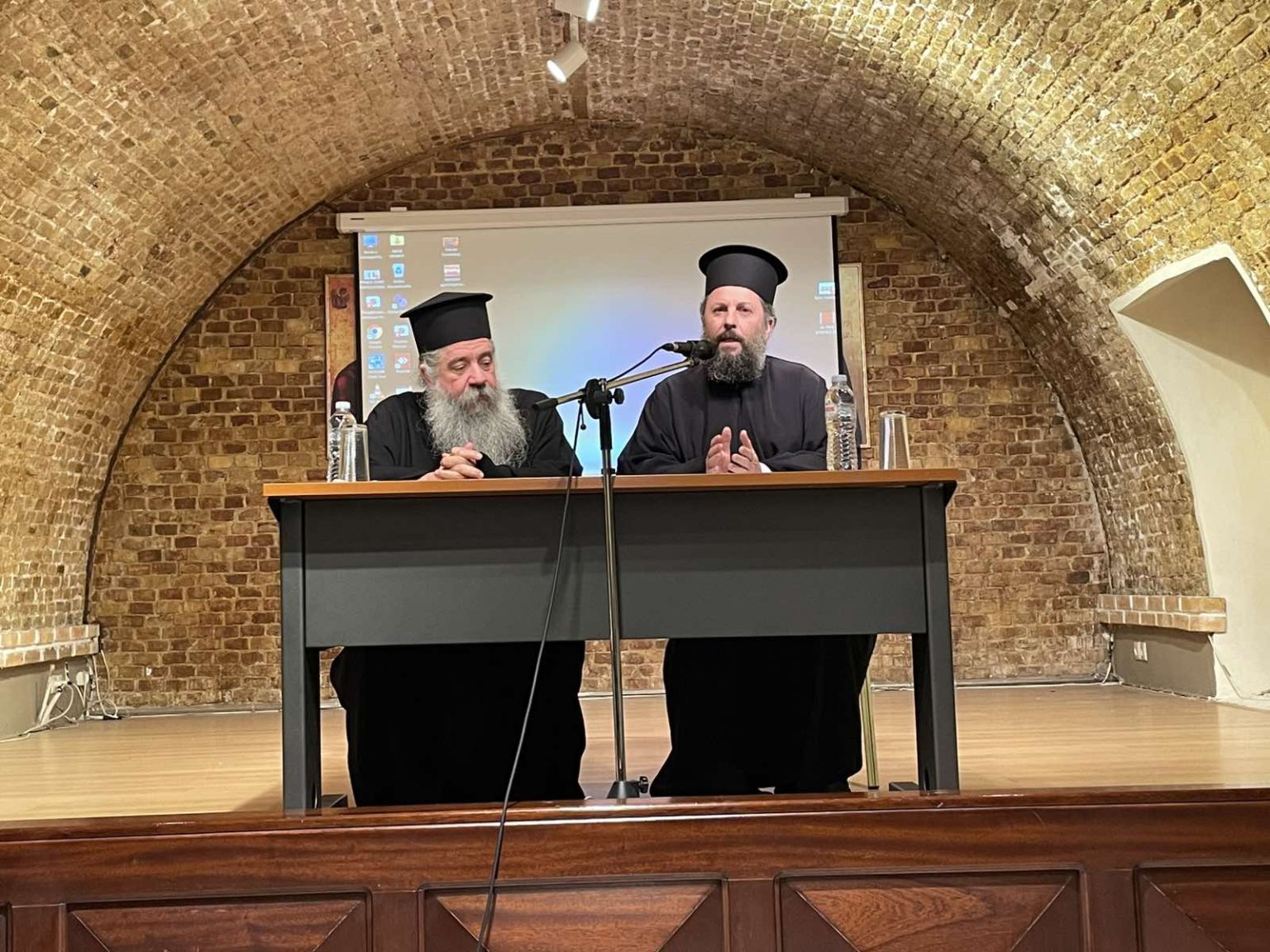 i evdomi synantisi tis scholis goneon tis mitropoleos kerkyras (5)