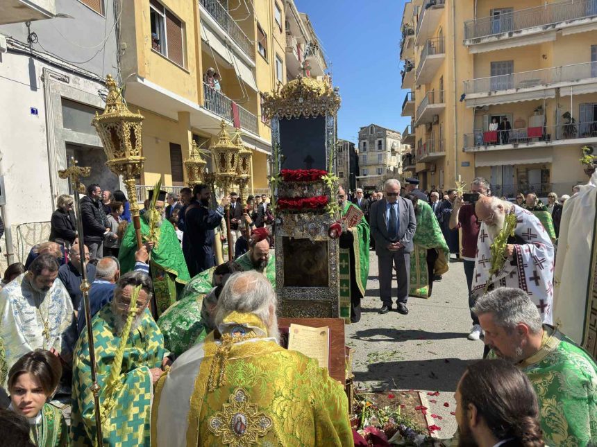 i litaneia tis kyriakis ton vaion stin kerkyra 2026 (18)