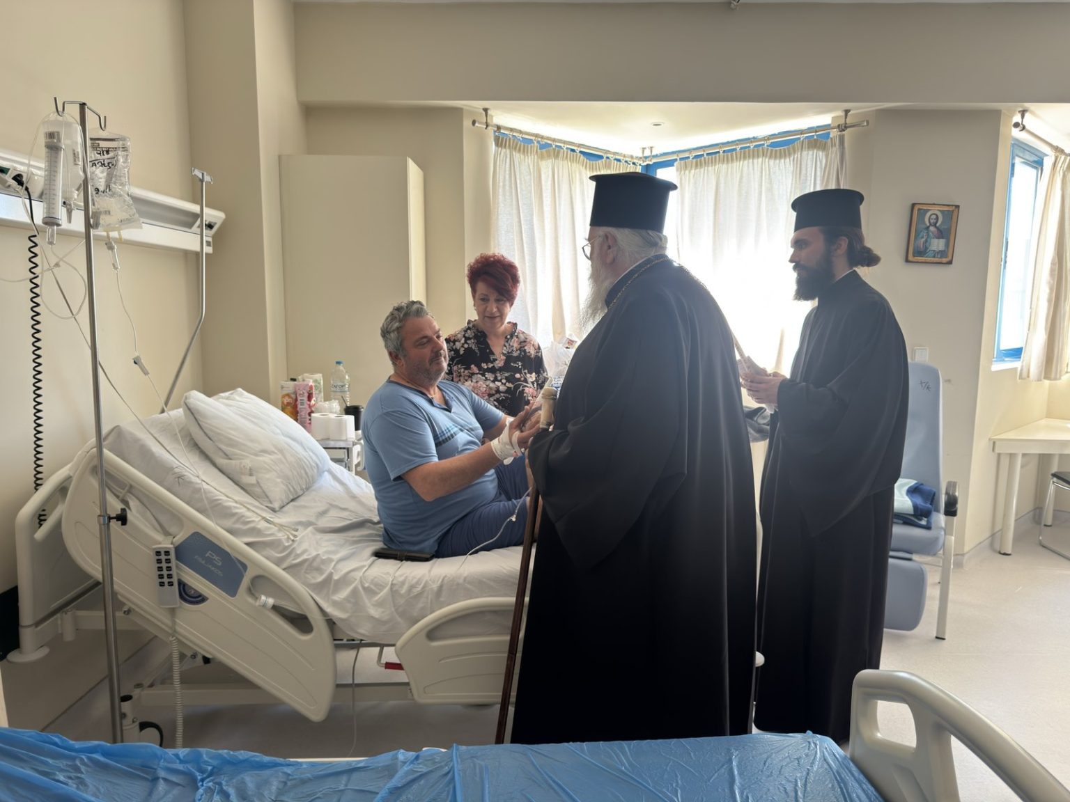 poimantiki episkepsi tou mitropoliti kerkyras nektariou sto geniko nosokomeio kerkyras (19)