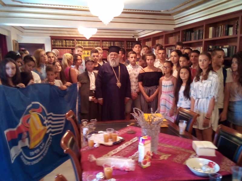 Επίσκεψη μαθητών από το Πατριαρχείο Σερβίας στον Μητροπολίτη Κερκύρας2