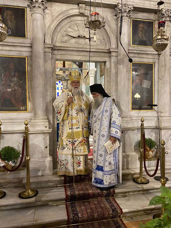 Ιεροδιακόνου στο Ιερό προσκύνημα του Αγίου Σπυρίδωνος στη Κέρκυρα 10