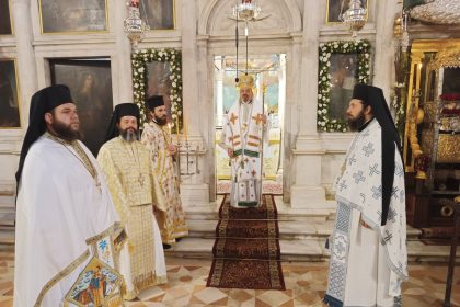 archieratiki theia leitourgia ston agio spyridona (4)