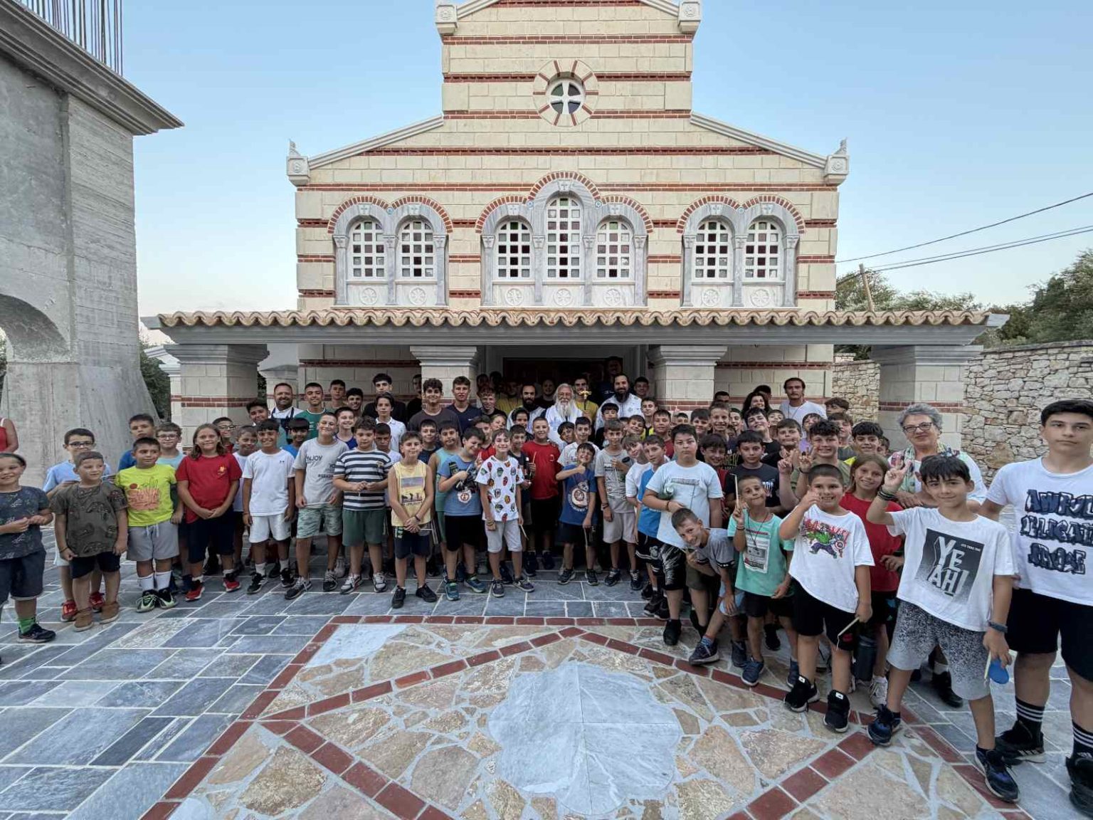 o kerkyras nektarios konta sta paidia ton kataskinoseon (11)